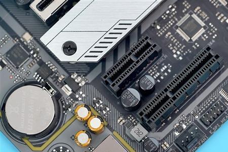七彩虹cvnb660itx主板可以满功率带动13600和12600kf吗