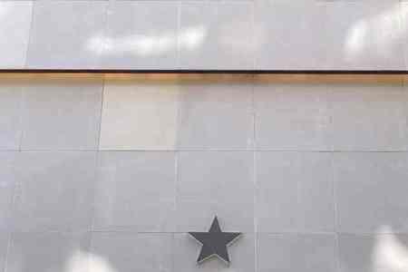 星巴克臻选店西安店怎么拍照