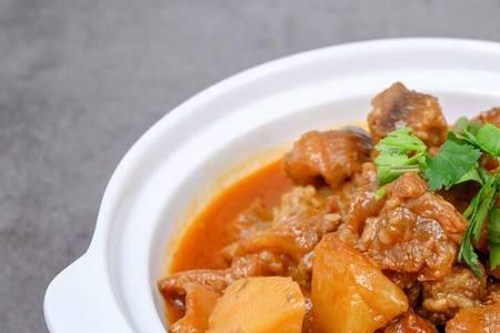 牛腩和五花肉可以一起炖吗