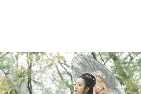 卿是人间绝色谁说的
