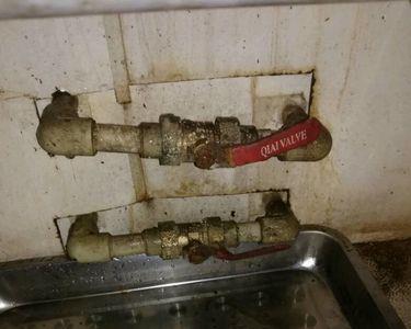 下水主管道漏气