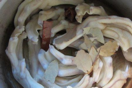 铁板烧鸭掌的正宗做法