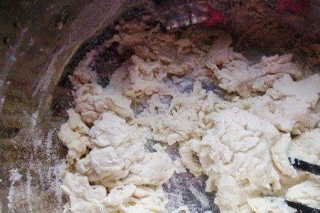 超市里的饺子皮为什么没有面粉