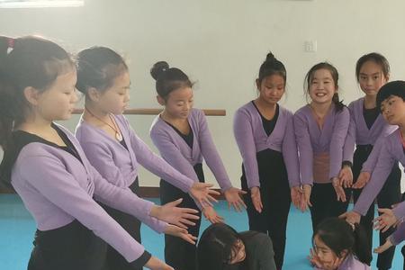艺术学校适合做什么买卖