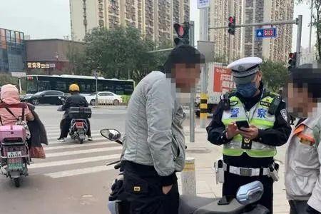 骑电动车被罚款影响科目四吗