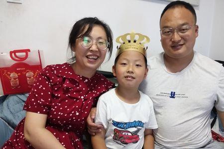 天爸天妈是干啥的