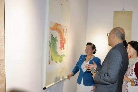 添光增彩意思是什么
