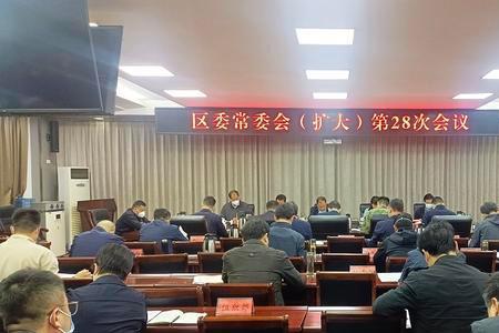 总编审是干嘛的