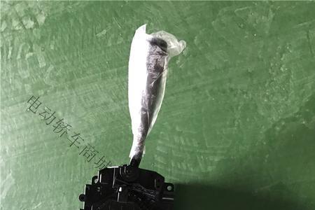汽车电锁开关的接线方法