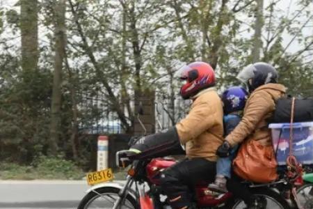 摩托车可以在自行车道上行驶吗