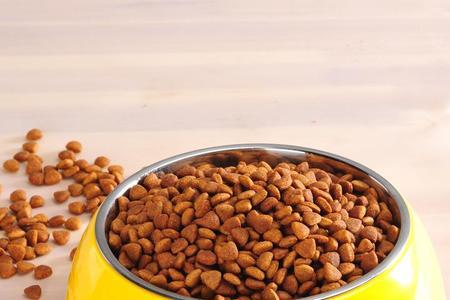 淘宝卖宠物粮食需要哪些手续