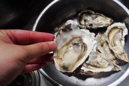 海蛎子用高压锅压几分钟
