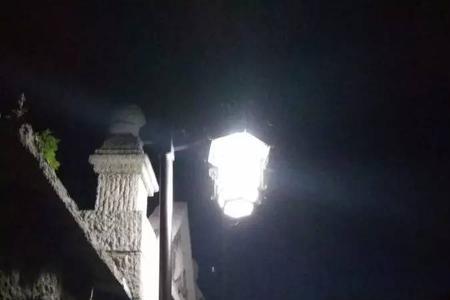 乡村夜晚的路灯怎么拍