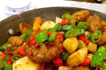 干锅肥肠川味大厨正宗做法
