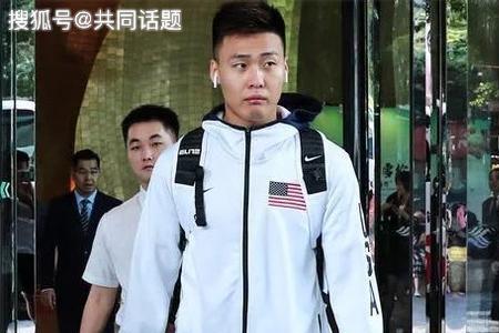 赵睿小时候多高