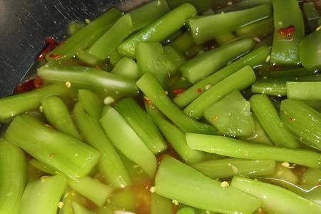 腌莴苣十几天变酸可以吃吗