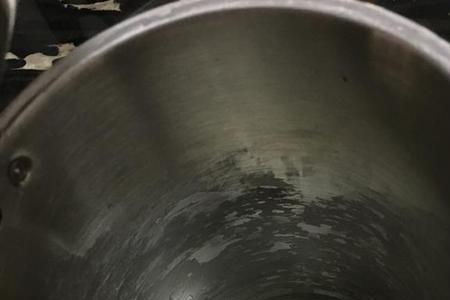 假干净尿刷锅下一句是什么