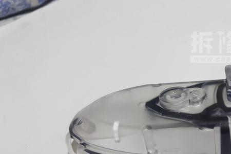 剃须刀拆下清洗后安装不回去了