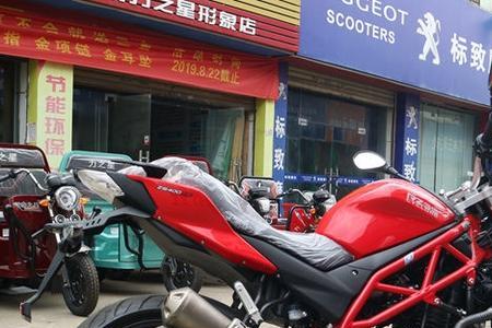 贝纳利302s大吗