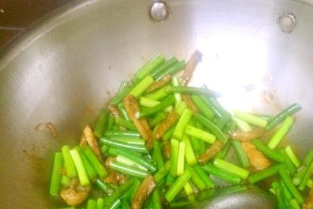 家庭自制蒜苔的做法