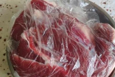 买的包装牛肉粒要放冰箱吗