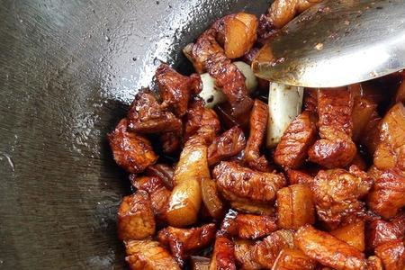 电压力锅做红烧肉需要多长时间