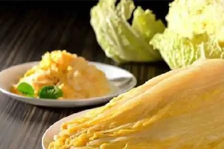 腌咸菜时放什么糖放多少糖