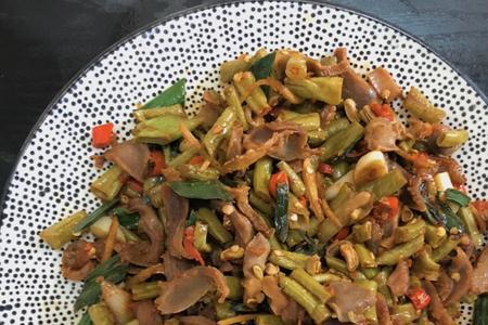 酸豆角炒羊肚片的家常做法