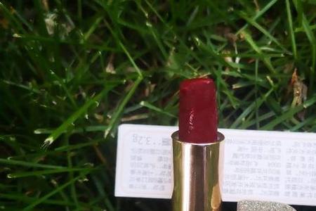 花西子口红发霉是怎么回事