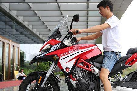 拉力摩托车为什么适合跑长途