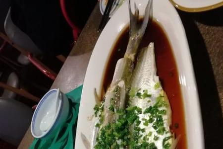 葱油白花鱼家常做法