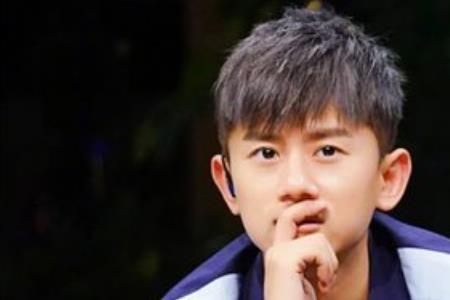 刘烨比张杰大多少