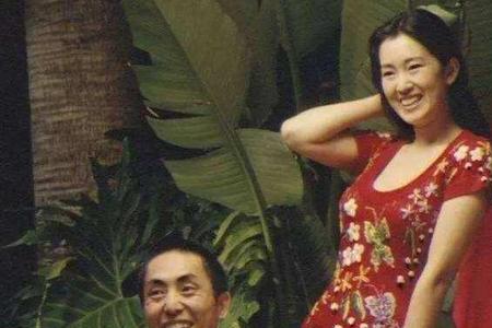 巩俐版的红高粱电影男主角