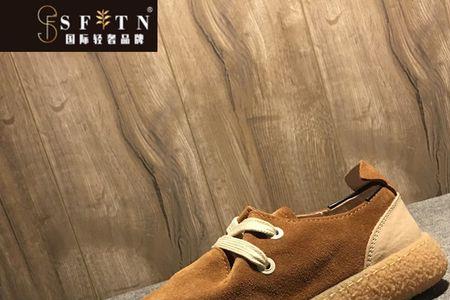 复古红棕色适合薄唇吗