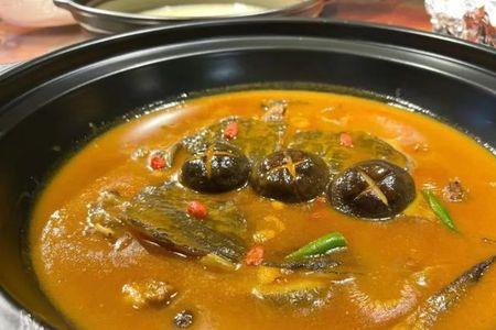 黄焖甲鱼为什么汤那么黄