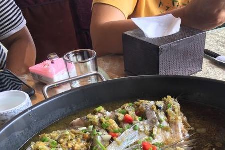 阿瓦山寨清蒸鱼头正宗做法