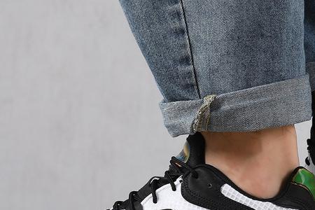 穿跳鞋nikelj可以跑100米吗