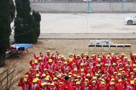 阜阳四中有冬季校服吗