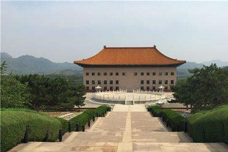 陵地和墓地的区别