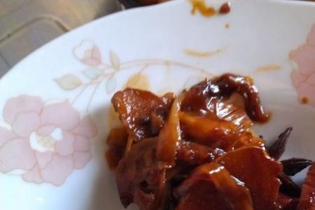 灯笼花炖肉的家常做法