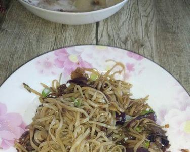 叶飞炒面条家常做法