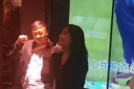 一男一女去ktv唱歌正常吗