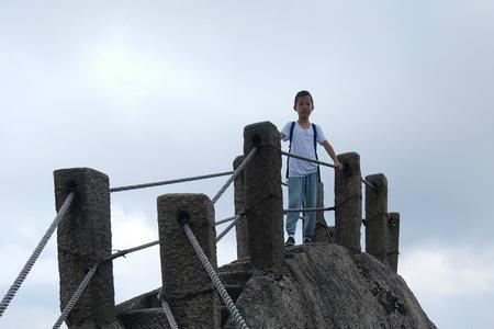 天都峰和鲫鱼背的来历