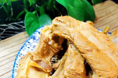 卤排骨怎么下料好吃