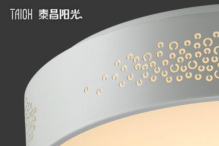 阳光灯具好吗