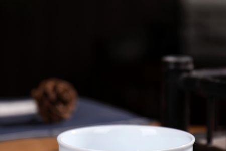 景德镇的陶瓷杯子怎么判断好坏