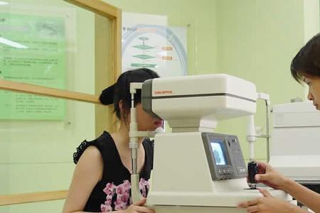 女生学眼视光医学好不好