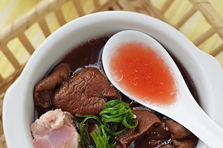 青橄榄炖排骨汤可以加红菇吗