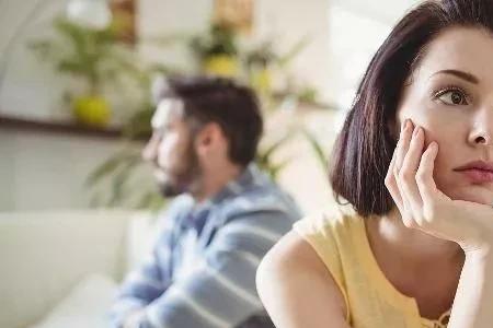 为什么女生喜欢简单一点的男生