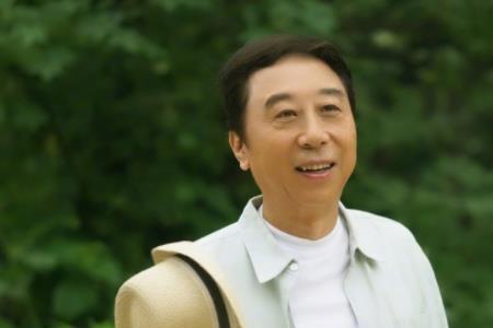 冯巩为什么叫冯斯特洛夫斯基